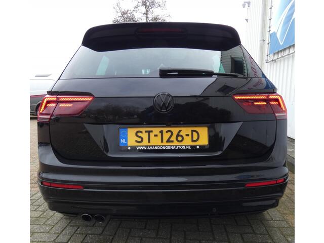 Volkswagen TIGUAN 1.4 TSI R-Line DSG,Led,Pano,Leer,Trhaak,ACC