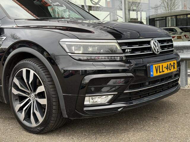 Volkswagen TIGUAN 2.0 TDI 4Motion R-line | Grijs kent. | Pano | Virutal | ACC | Trekhaak