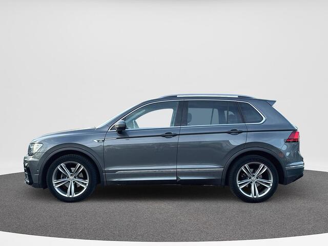 Volkswagen TIGUAN 1.5 TSI ACT Highline Business R | Trekhaak | Pano | A.cam | Keyless |