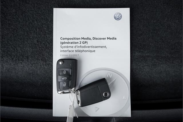 Volkswagen TIGUAN Allspace 1.4 TSI Highline 7Pers Pano Trekhaak LED 18"