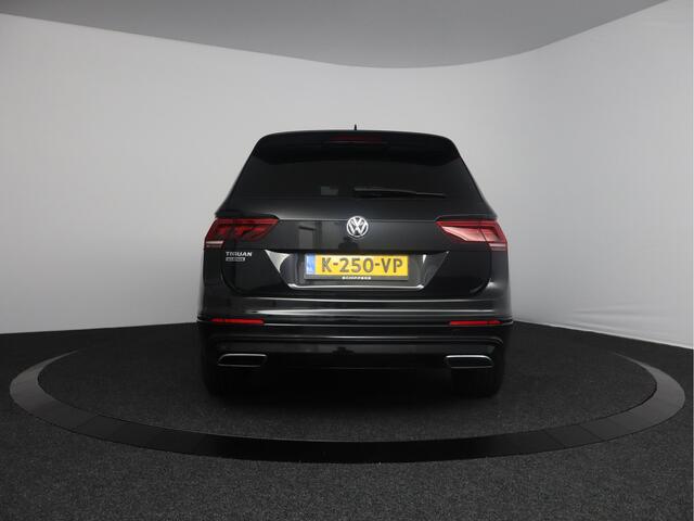 Volkswagen TIGUAN Allspace 1.5 TSI Highline Business R 7-persoons | Panorama Schuif-kanteldak | R-line
