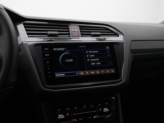 Volkswagen TIGUAN 1.4 TSI eHybrid 245 pk DSG R-Line | Panoramadak | Trekhaak | Navigatie Discover Pro | 360 camera | IQ Light | Stuur-/achterbankverwarming