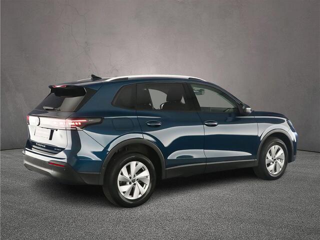 Volkswagen TIGUAN Life Edition 1.5 TSI eHybrid 204pk DSG Automaat Trekhaak, Adaptive cruise control, Elektrische achterklep, Achteruitrijcamera, LED koplampen, Stuurwiel verwarmd