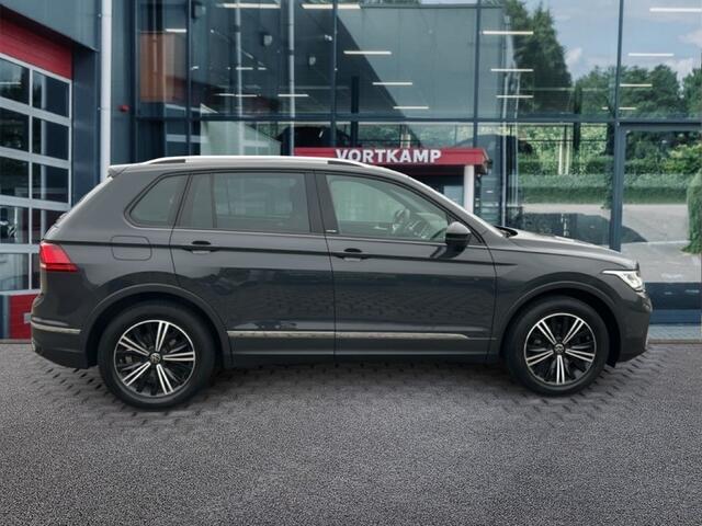 Volkswagen TIGUAN 2.0 TDI DSG LIFE PANO.DAK/360CAMERA/TREKHAAK/ACC/NAVI/CARPLAY/STOEL+STUURVERW./ELEK.ACHTERKLEP