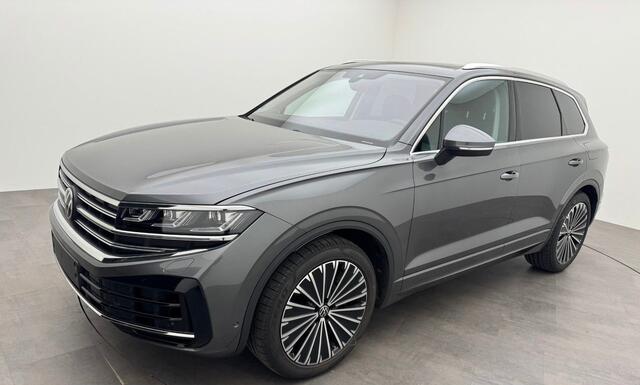 Volkswagen TOUAREG 3.0 TSi eHybrid 4MOTION Elegance ACC Panoramadak Luchtvering 21 Inch IQ Light Camera
