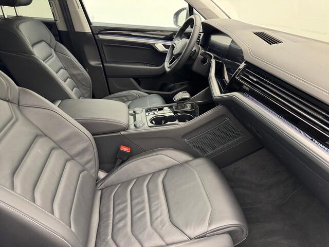 Volkswagen TOUAREG 3.0 TSi eHybrid 4MOTION Elegance ACC Panoramadak Luchtvering 21 Inch IQ Light Camera