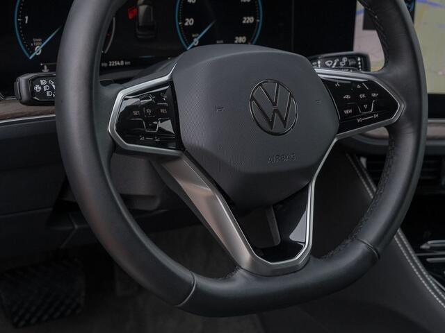 Volkswagen TOUAREG 3.0 TDI Elegance Grijs Kenteken ACC LUCHTVERING COMFORTSTOELEN TREKHAAK