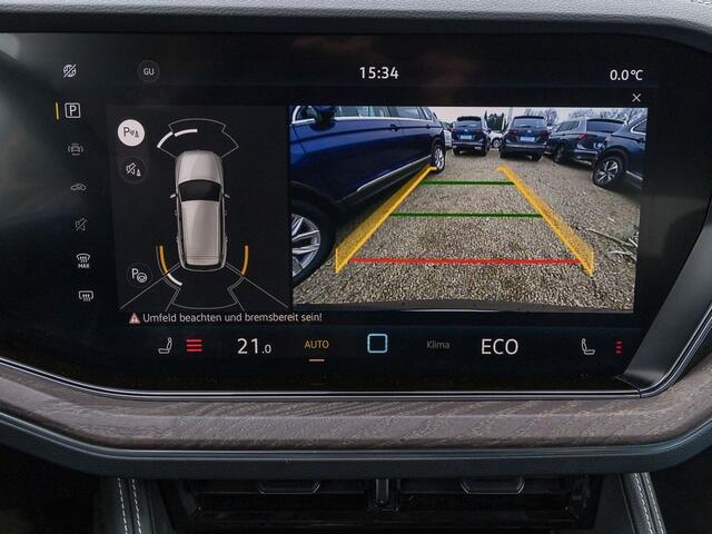 Volkswagen TOUAREG 3.0 TDI Elegance Grijs Kenteken ACC LUCHTVERING COMFORTSTOELEN TREKHAAK