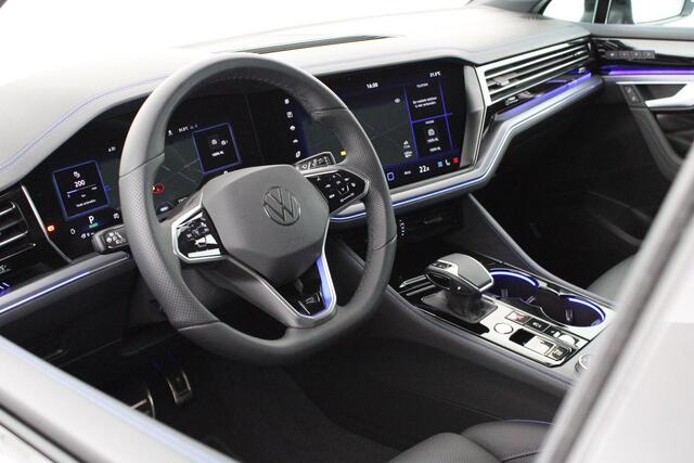 Volkswagen TOUAREG R 3.0 TSi 463pk eHybrid 4MOTION R Edition Trekhaak 360Camera Head-Up Leder Massage Keyless Navigatie Panoramadak
