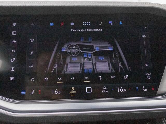 Volkswagen TOUAREG 3.0 TSI R-Line ACC Luchtvering Trekhaak Comfortstoelen Massage Nachtzicht 20 Inch Head-Up