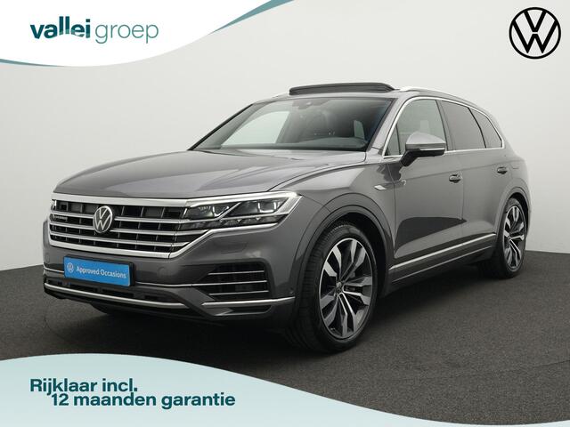 Volkswagen TOUAREG 3.0 TSi eHybrid 340 pk Tiptronic 4MOTION Elegance | Panoramadak | Luchtvering | 360 camera | IQ Light | Standkachel | 21 inch