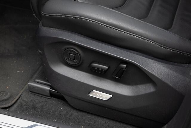 Volkswagen TOUAREG 3.0 TSi eHybrid 4MOTION | Assistentie Pakket |