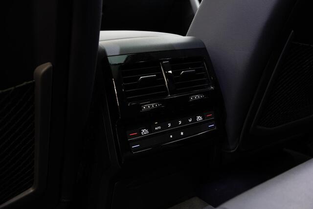 Volkswagen TOUAREG 3.0 TSi eHybrid 4MOTION | Assistentie Pakket |