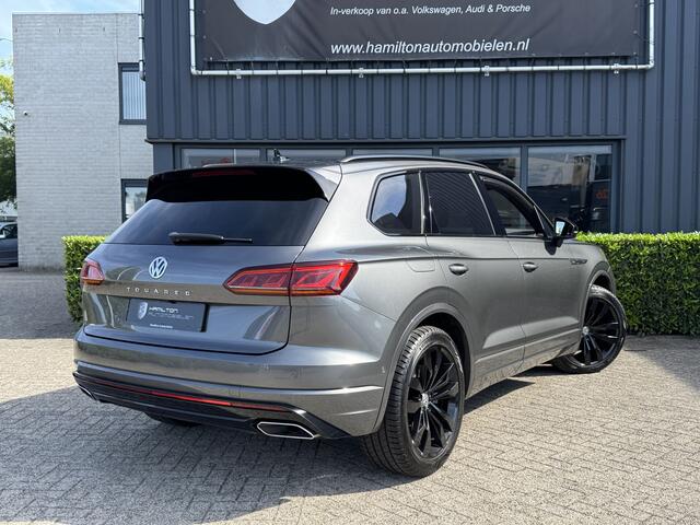 Volkswagen TOUAREG 3.0 TSI 340pk 4Motion DSG / Aut. R-Line Blackstyle Comfortleder Luchtvering 4wiel besturing 102dkm!!