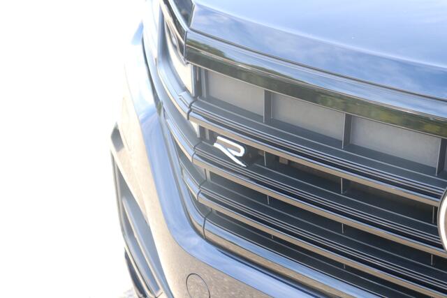 Volkswagen TOUAREG 3.0 TSi 4MOTION R-Line