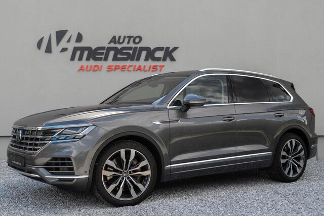 Volkswagen TOUAREG 3.0 TSI eHybrid 4MOTION / Luchtvering/ Standkachel/ Massagefunctie/ Panoramadak/ Trekhaak/ 280kW (381PK)