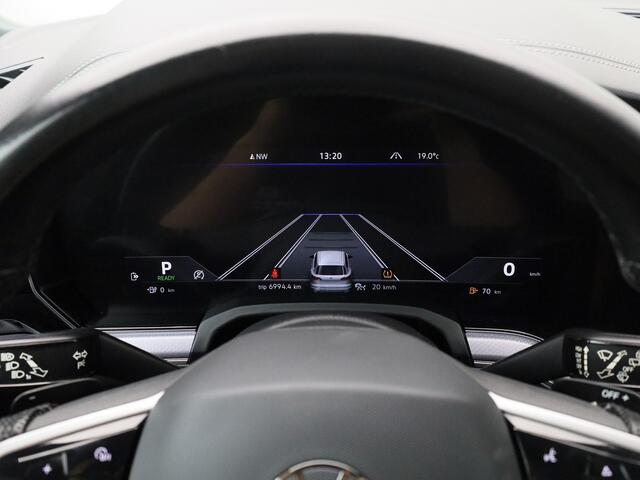 Volkswagen TOUAREG 3.0 TSI 462 PK 4MOTION R | PANO | SOFTCLOSE | STOELVENT. + MASSAGE | LUCHTVERING