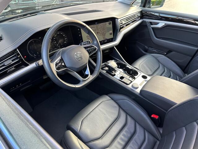 Volkswagen TOUAREG 3.0 TSi eHybrid 4MOTION Elegance | Panoramadak | Head up | Leder | Rijklaar incl. garantie