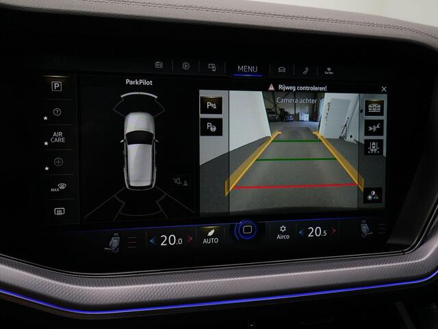 Volkswagen TOUAREG R 3.0 TSi 462 pk eHybrid 4MOTION | EXCL. BTW / Grijs kenteken | Panoramadak | Trekhaak | Leder | Luchtvering