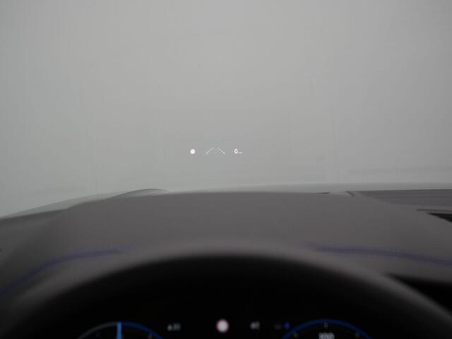 Volkswagen TOUAREG 3.0 TSi 462 pk Tiptronic eHybrid 4MOTION R | Panoramadak | Nachtzicht | Trekhaak | Stoelventilatie | DYNAUDIO | Bekleding Leder Puglia | 22 inch