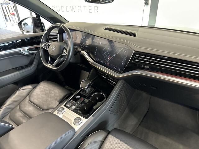 Volkswagen TOUAREG 3.0 V6 TDI R-LINE | MASSAGE | LUCHTV. | EL. TREKHAAK | MEMORY