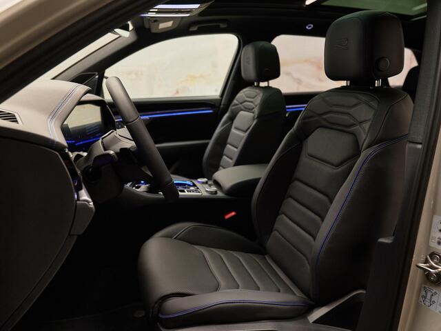 Volkswagen TOUAREG R V6 eHybrid 4Motion, pano, tr.haak, Dynaudio, 22'', luchtv., matrix-LED, memory, HUD, keyless, ACC, privacy