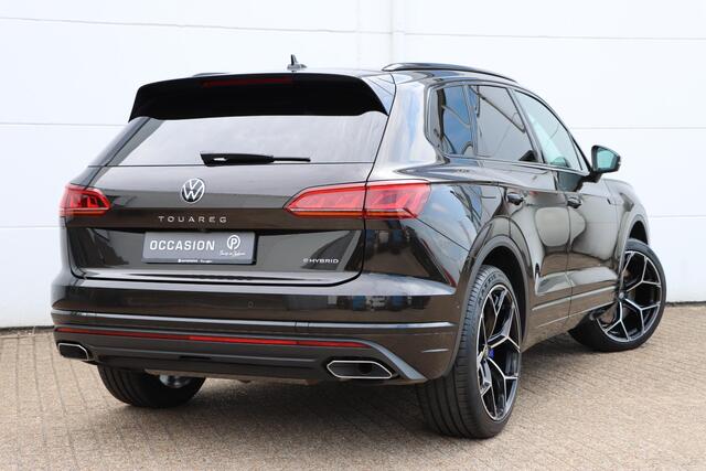 Volkswagen TOUAREG 3.0 TSI eHybrid 4Motion Elegance Black Style 380pk Tiptronic
