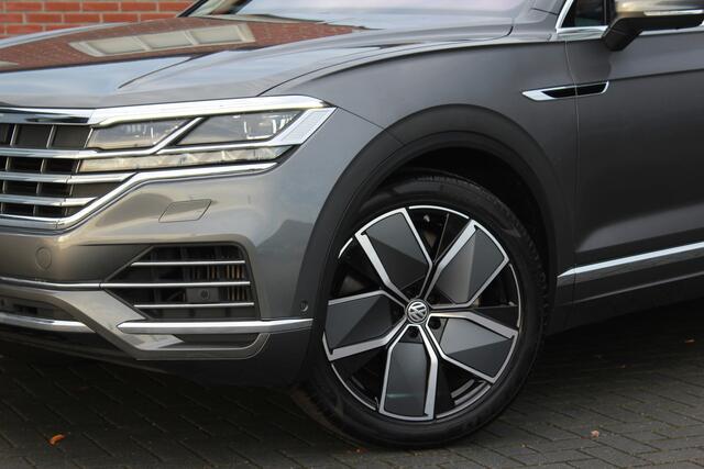 Volkswagen TOUAREG 3.0 TSi eHybrid 4MOTION | Pano | Trekhaak | Memory |