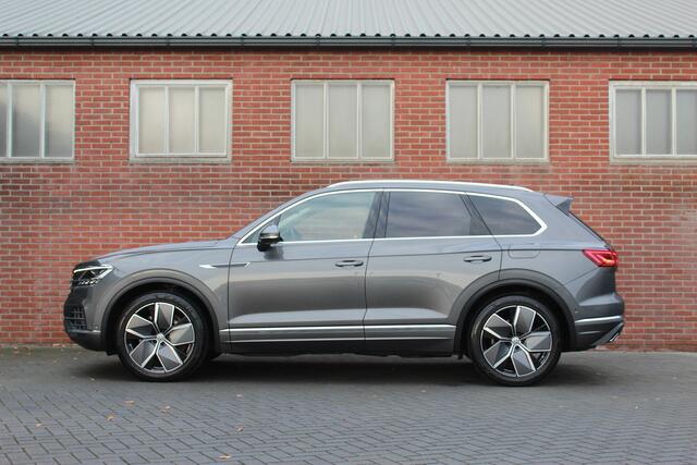 Volkswagen TOUAREG 3.0 TSi eHybrid 4MOTION | Pano | Trekhaak | Memory |
