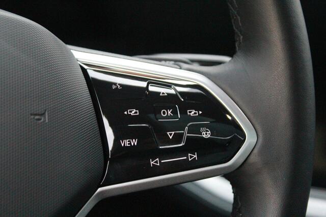 Volkswagen TOUAREG 3.0 TSi eHybrid 4MOTION | Pano | Trekhaak | Memory |