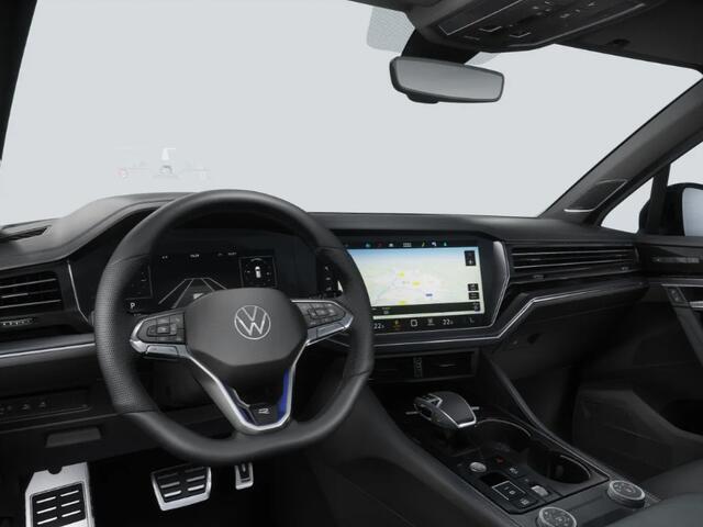 Volkswagen TOUAREG R Edition 3.0 eHybrid 381 PK SUV 8 versn. DSG · Comfort Pakket · Nachtzichtondersteuning · Opberg Pakket · Trekhaak inklapbaar, met elektrische ont grendeling, incl. aanhangwagenmanoeuvreerhulp 'Trailer Assist' ·