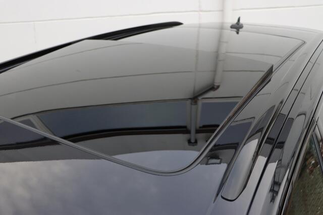 Volkswagen TOUAREG 3.0 TSI eHybrid 4Motion Elegance Black Style 380pk Tiptronic