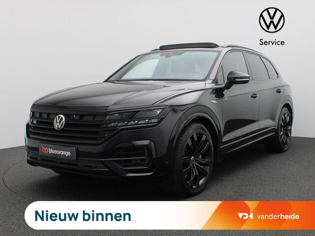 Volkswagen TOUAREG 3.0 TSi e-Hybrid 4MOTION R 463PK Aut. Pano-Schuifdak, 21" LM Velgen, Luchtvering, Keyless, Alarm, Nachtzichtcamera, Servosluiting, Trekhaak, Stoel-Stuurverwarming