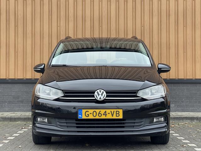 Volkswagen TOURAN 1.6 TDI SCR Comfortline 7p | 7 Persoons! | Apple Carplay | Airconditioning | Cruise Control | Bluetooth | Stop&GO |