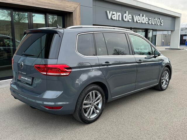Volkswagen TOURAN 1.5 TSI 150pk DSG Highline 7-persoons | Dode hoek | Virtual cockpit | Navi | Rijklaar incl. garantie