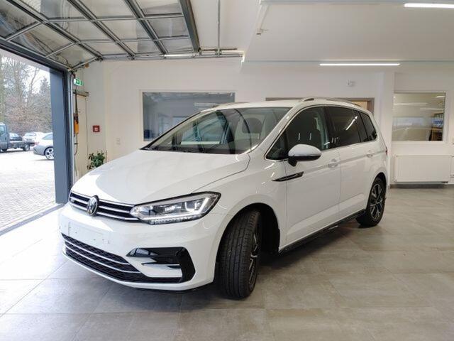 Volkswagen TOURAN 1.5 TSI DSG R-LINE 7P CAMERA/NAVI/ACC/STOELVERW/PDC