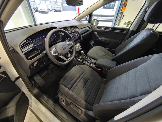 Volkswagen TOURAN 1.5 TSI DSG R-LINE 7P CAMERA/NAVI/ACC/STOELVERW/PDC