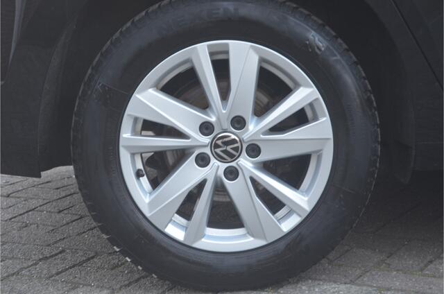 Volkswagen TOURAN 7 persoons AUTOMAAT 12 mnd. gar.