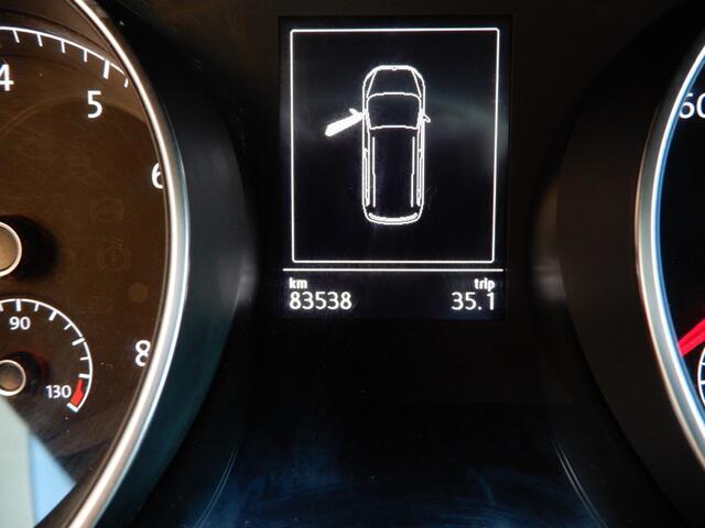 Volkswagen TOURAN 1.2 TSI CONNECTED SERIES 7P