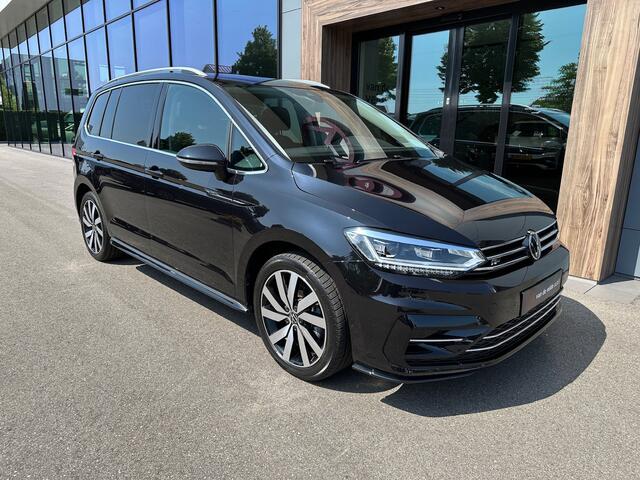 Volkswagen TOURAN 1.5 TSI 150pk DSG R-line Highline | Led | Trekhaak | Dode hoek | Camera | Keyless | Rijklaar incl. garantie