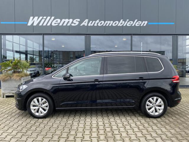 Volkswagen TOURAN 1.2 TSI Highline 7p Trekhaak & Apple carplay