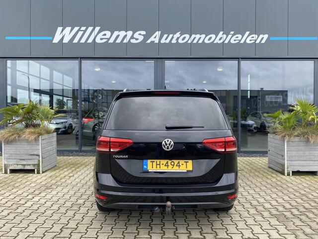 Volkswagen TOURAN 1.2 TSI Highline 7p Trekhaak & Apple carplay