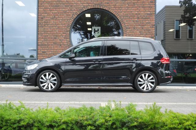 Volkswagen TOURAN 1.5 TSI R-LINE 7p Trekhaak, Achteruitrijcamera