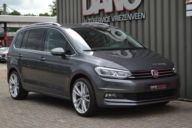 Volkswagen TOURAN 1.4 TSI DSG Highline LED/ACC/Trekhaak/Automaat