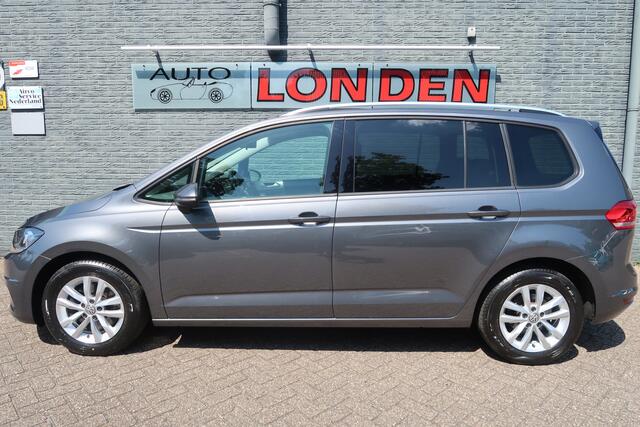 Volkswagen TOURAN 1.4 TSI Highline 7p Zeer nette en complete auto met Geïntrigeerde kinder verhoging
