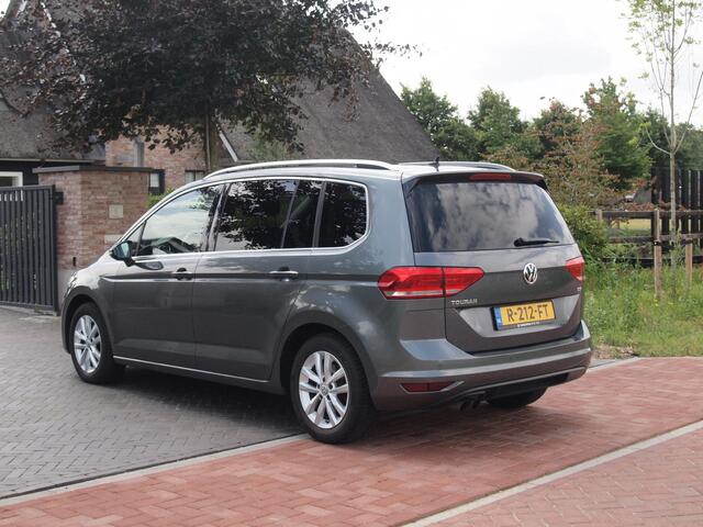 Volkswagen TOURAN 1.4 TSI Highline 7persoons | Automaat | Trekhaak | Parkeersensoren | Cruise Control |