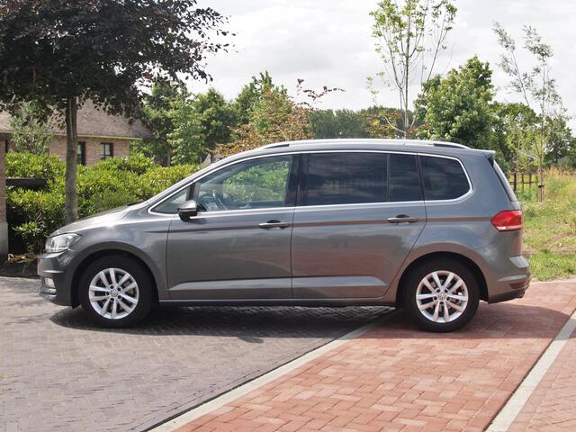 Volkswagen TOURAN 1.4 TSI Highline 7persoons | Automaat | Trekhaak | Parkeersensoren | Cruise Control |