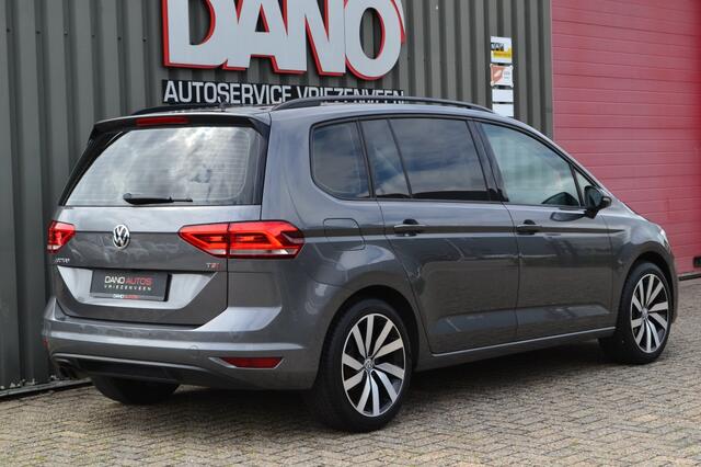 Volkswagen TOURAN 1.4 TSI Comfortline 7p Navi/Camera/LED/18'' inch