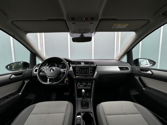 Volkswagen TOURAN 1.5 TSI 150pk DSG R-Line Black Style 7p. | ACC | Elk Trekhaak