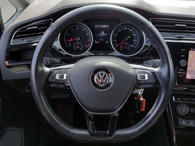 Volkswagen TOURAN 1.4 TSI 150pk DSG Highline Business R-Line 7-Persoons | Navi | Clima | Adap.Cruise | Led Koplampen | Pdc V+A+Camera | Licht+Regensensor | Privacy Glass | 17''lm
